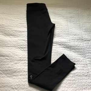 Ivivva Black Leggings Size 10